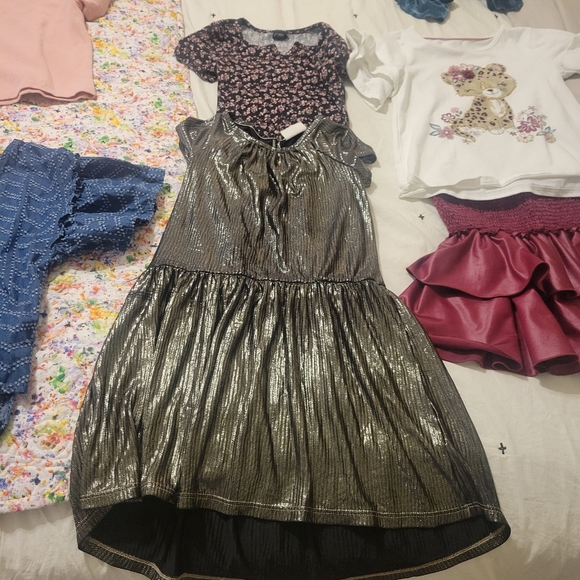 Lot of girls 7/8 - Picture 4 of 6